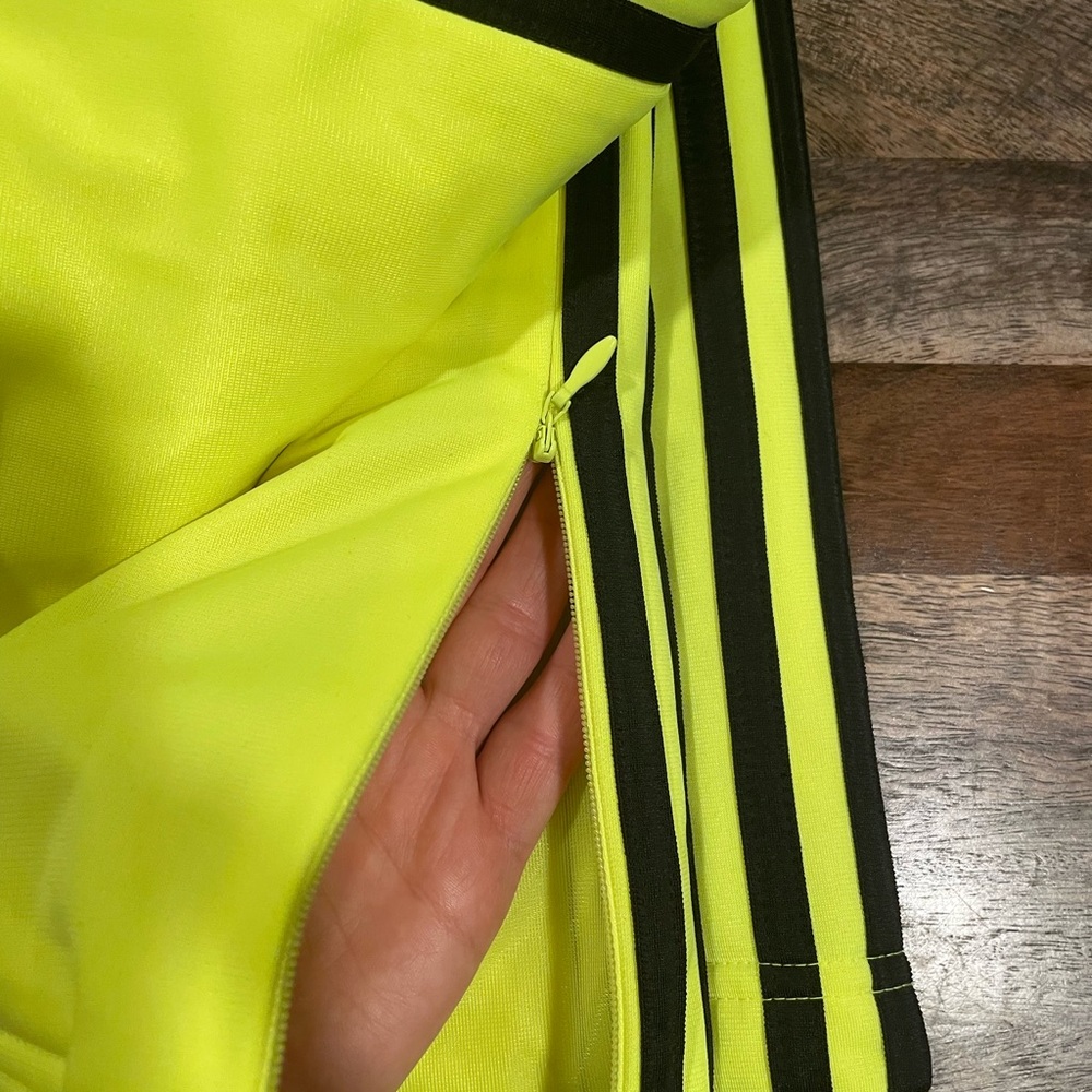 Adidas x Bored Ape Yacht Club "Into the Metaverse" tracksuit in neon yellow. - Picture 13 of 13